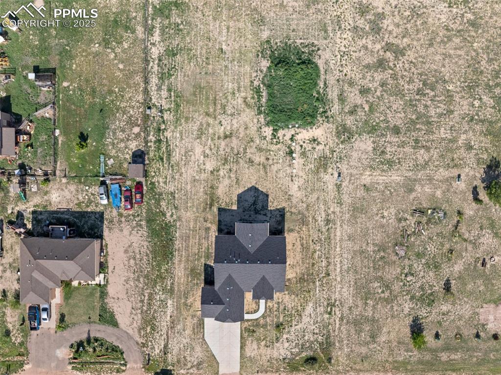 Image 45 of 47: Sitting on 1.01 acres!