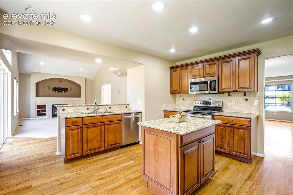 Image 8 of 48: Kitchen