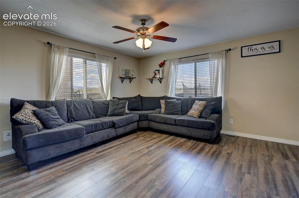 Image 12 of 45: Wood-finish flooring