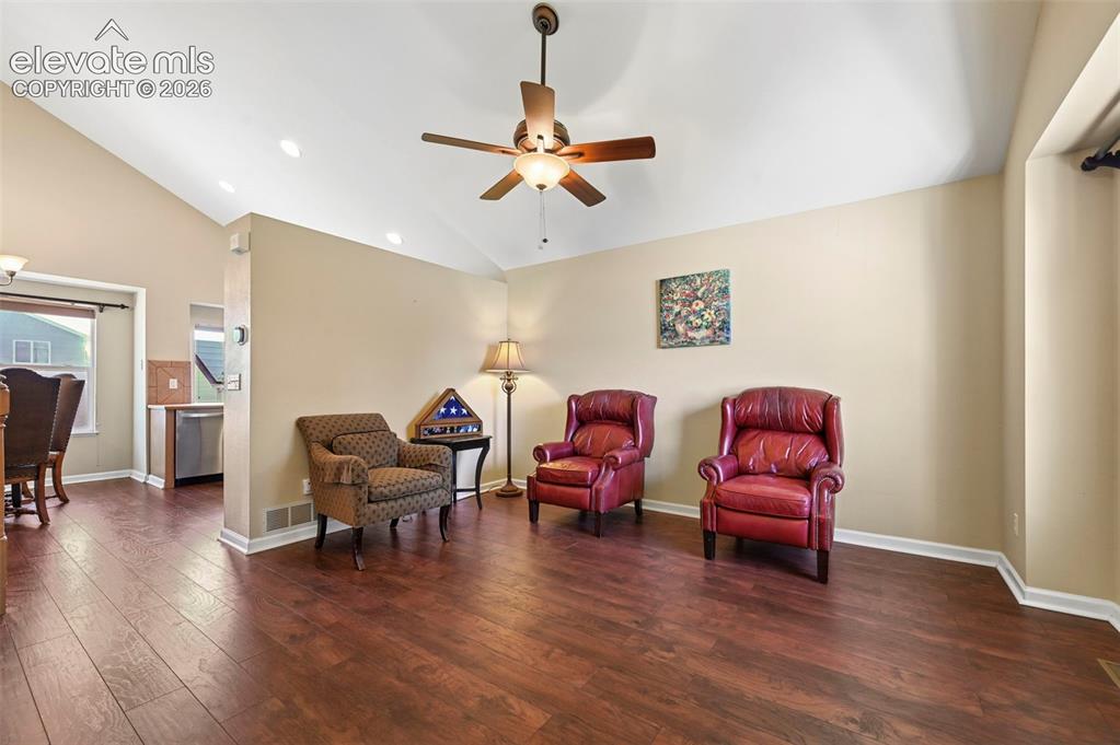Image 4 of 26: Living Room
