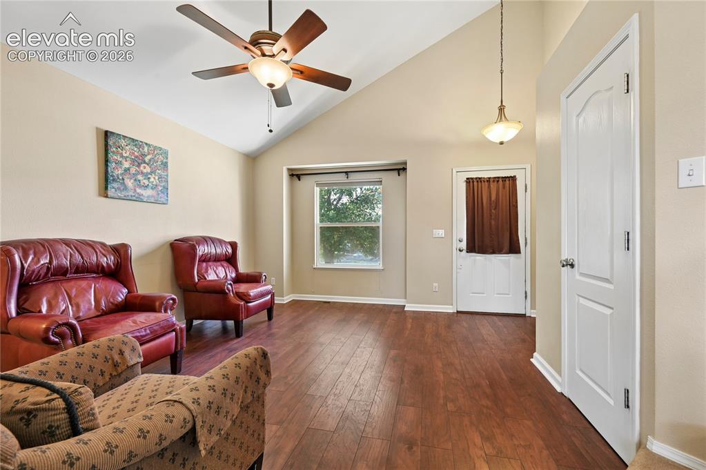 Image 7 of 26: Living Room
