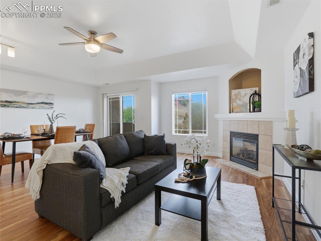 Image 10 of 39: Living Room