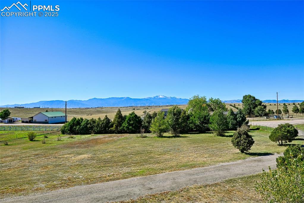 Image 28 of 50: View