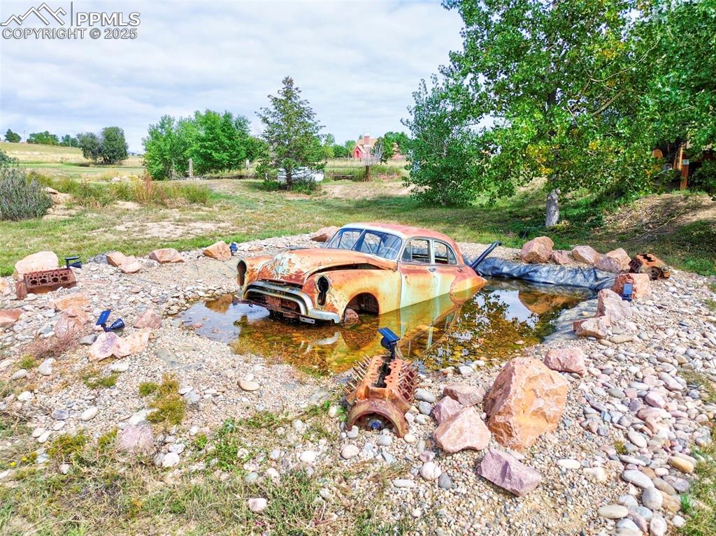 Image 45 of 50: Unique water feature