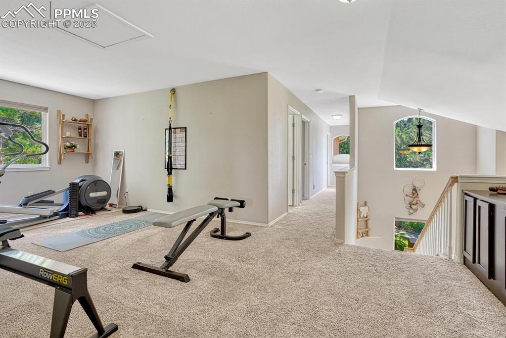 Image 30 of 48: Loft