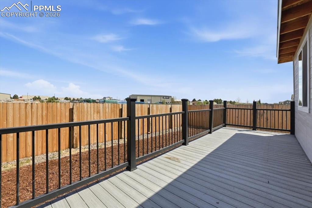 Image 44 of 48: Deck