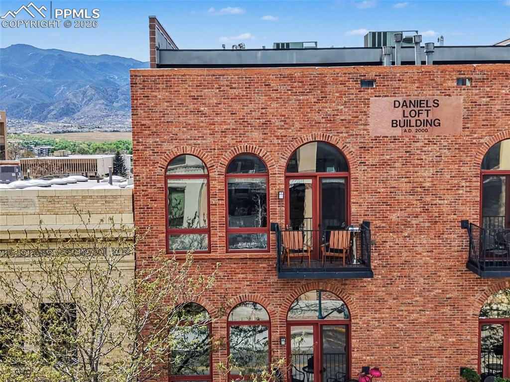 Image 3 of 37: Front of Structure