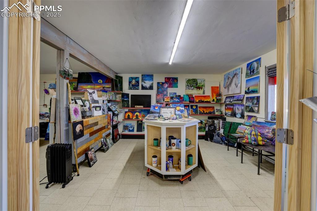 Image 14 of 50: No Description Available