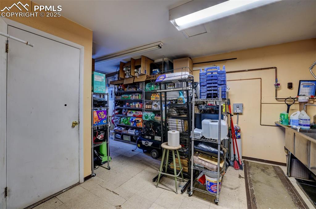 Image 21 of 50: No Description Available