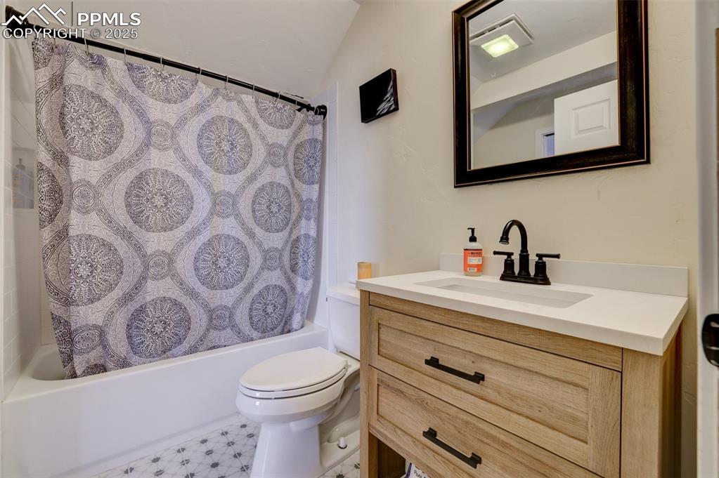 Image 28 of 50: No Description Available