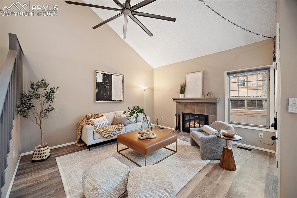 Image 6 of 49: Living Room