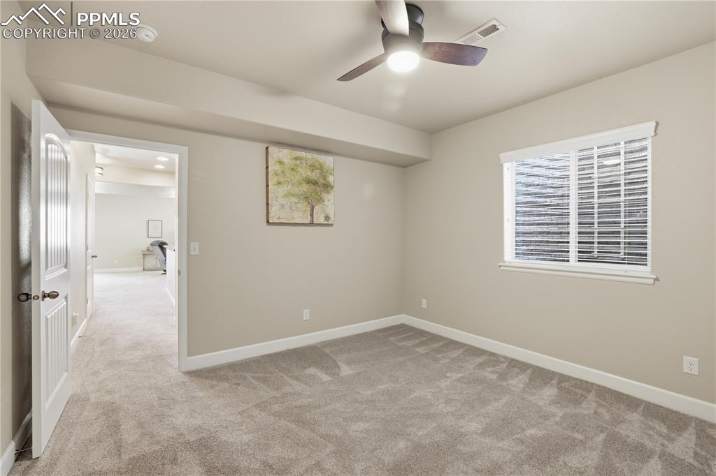 Image 39 of 46: Bedroom