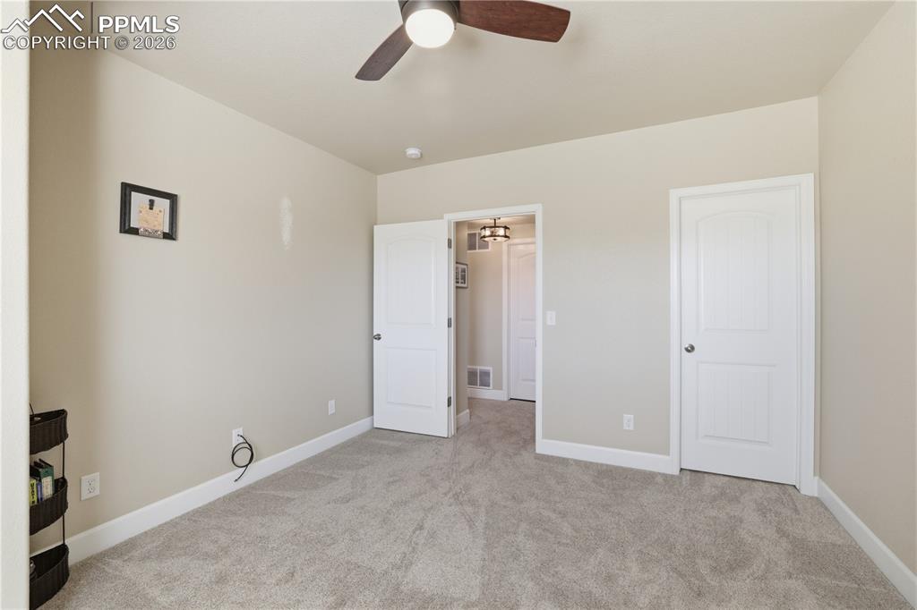 Image 41 of 46: Bedroom