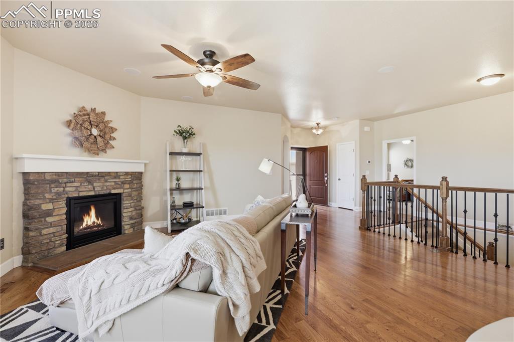 Image 6 of 46: Living Room