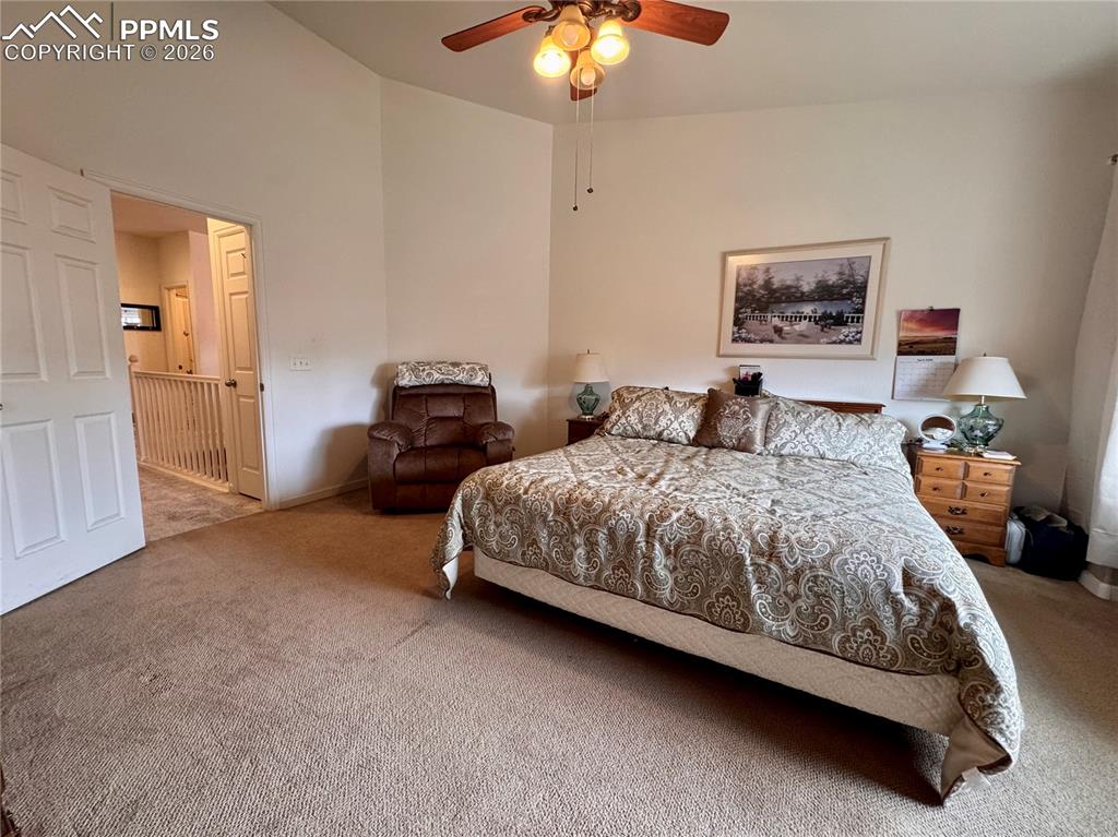 Image 18 of 35: Primary