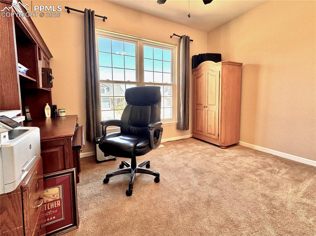 Image 4 of 35: Office