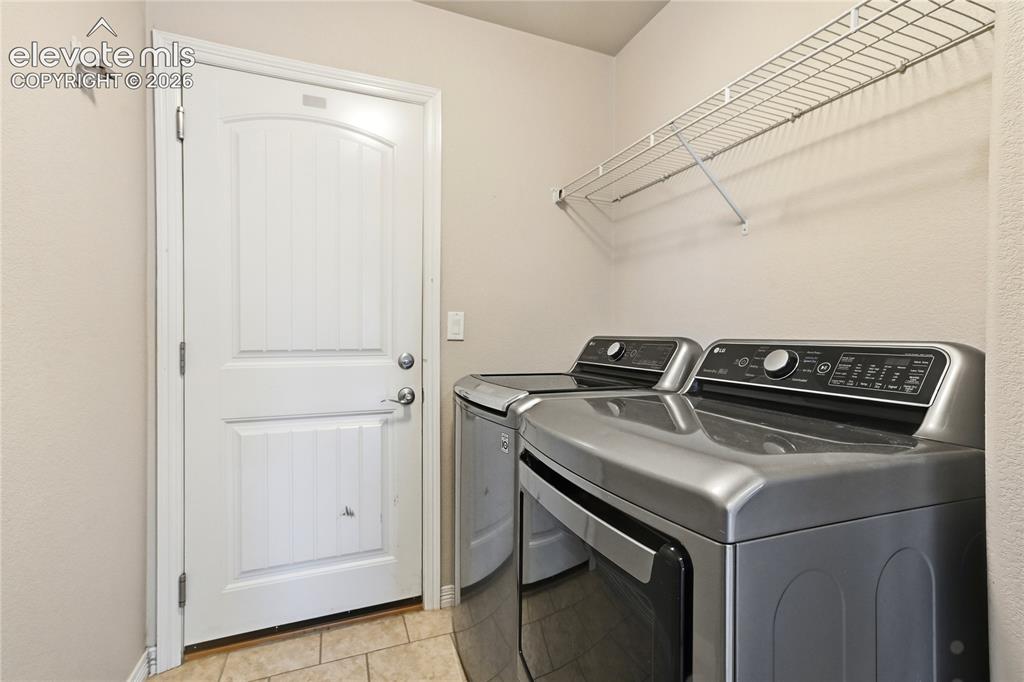 Image 15 of 39: Laundry