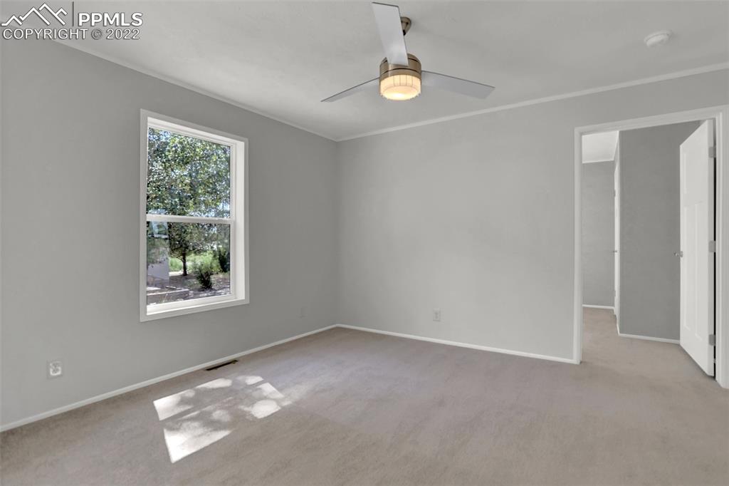 Listing 6981767, Image 11 of 33