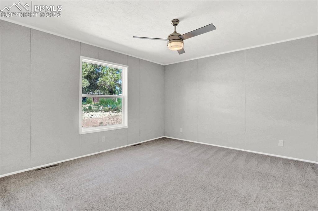 Listing 6981767, Image 13 of 33