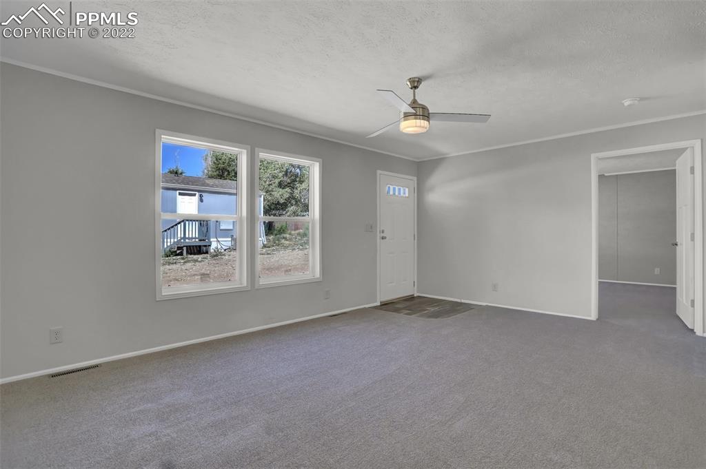 Listing 6981767, Image 3 of 33