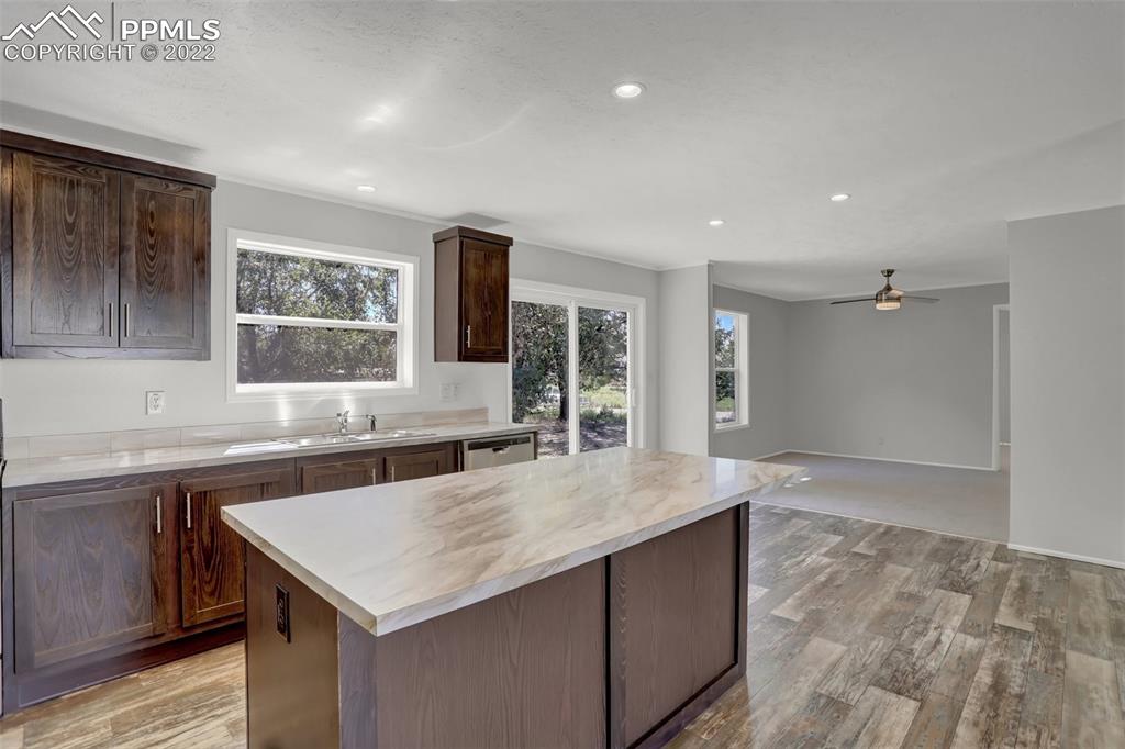 Listing 6981767, Image 7 of 33