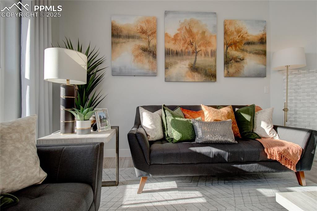 Image 13 of 40: Living Room