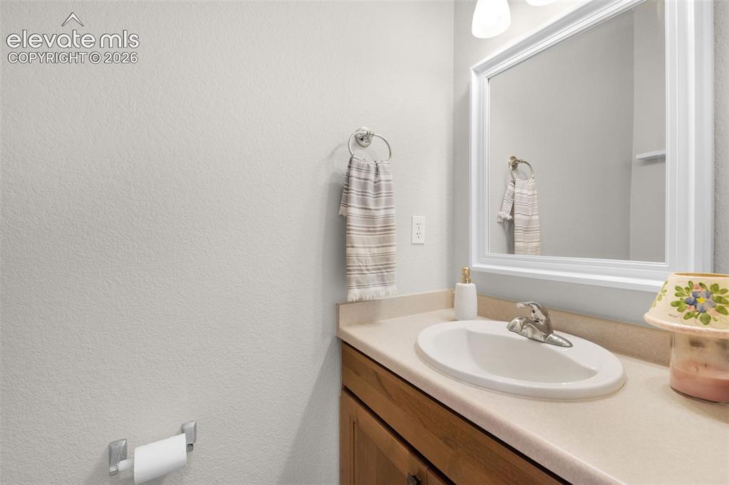Image 17 of 50: Main Level Half Bath