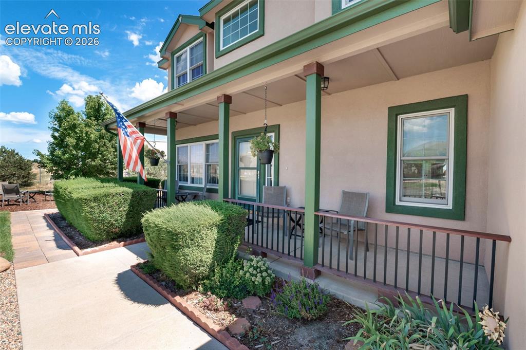 Image 50 of 50: Welcoming Front Entry