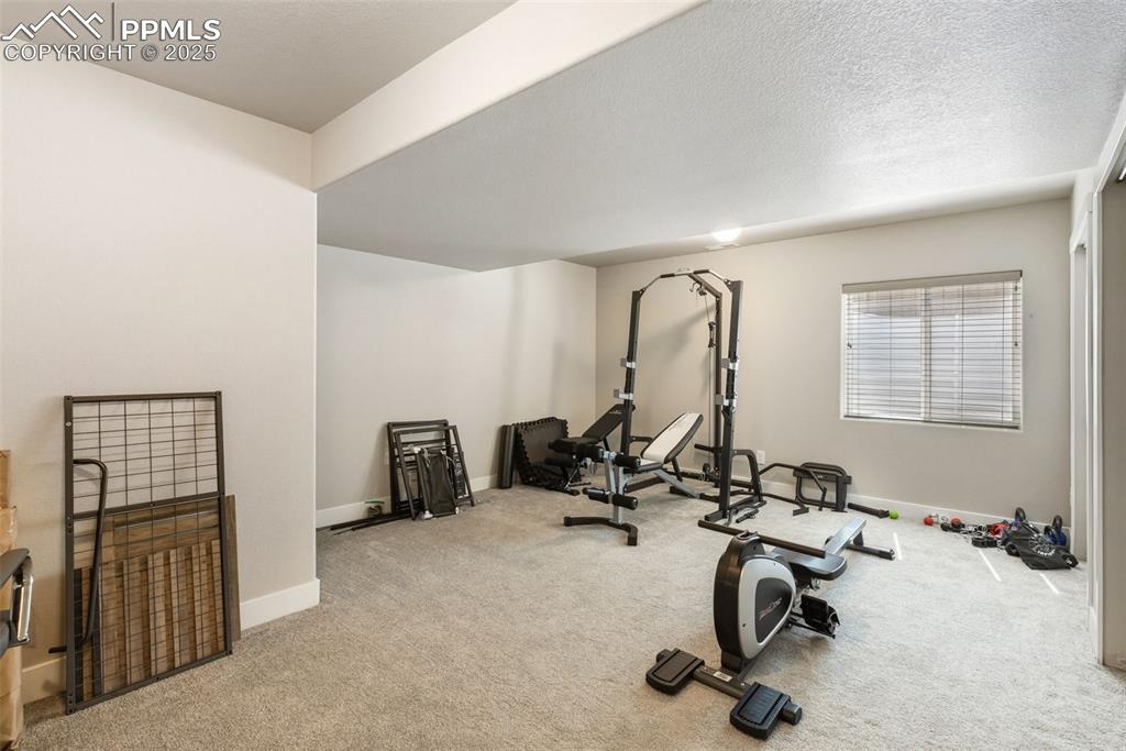 Image 23 of 28: Bedroom