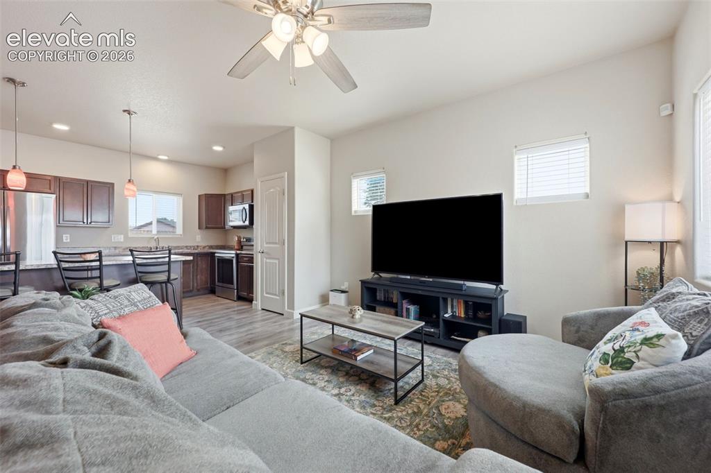 Image 8 of 40: Living Room