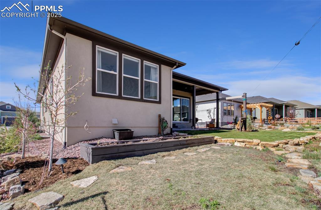 Image 37 of 48: Back of Structure