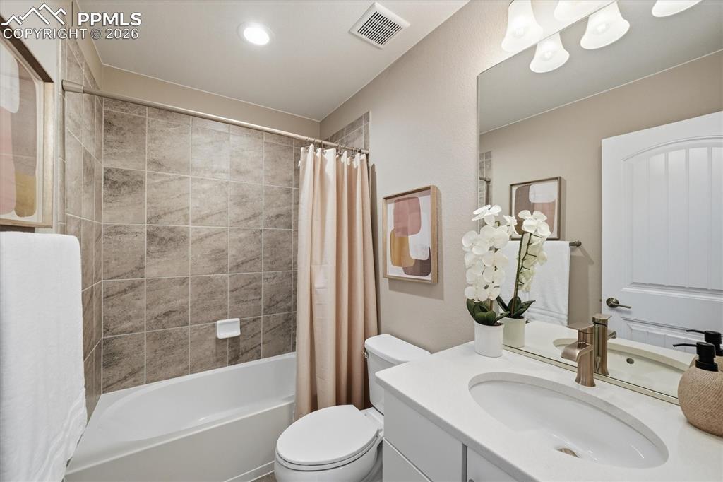 Image 16 of 44: Upper Level secondary bathroom