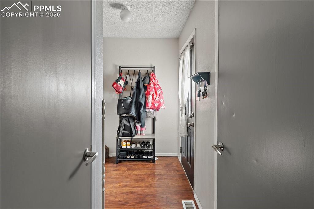 Image 13 of 28: Closet