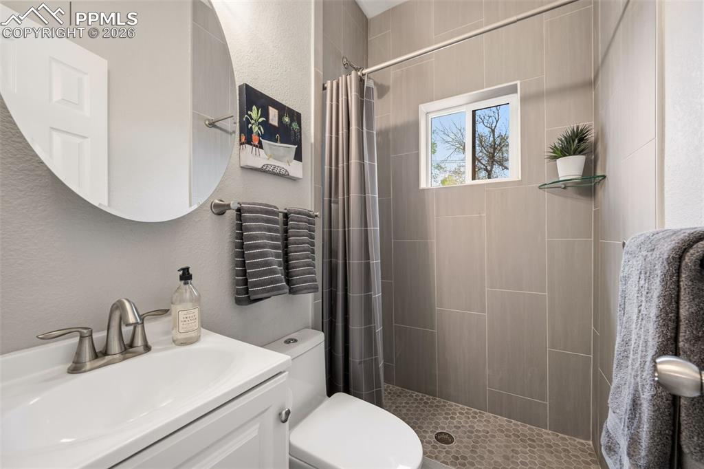 Image 16 of 39: No Description Available