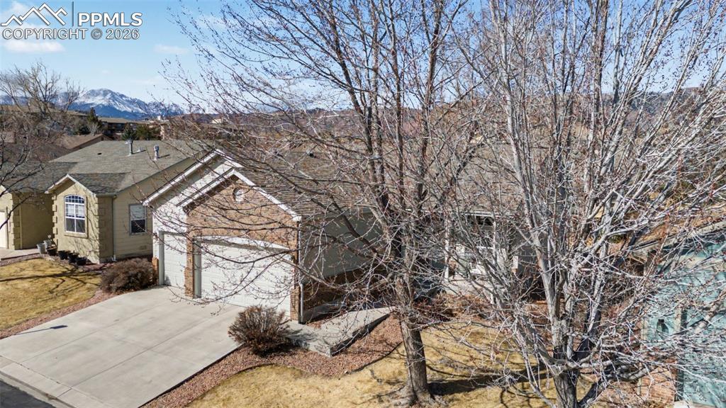 Image 29 of 30: Front of Structure