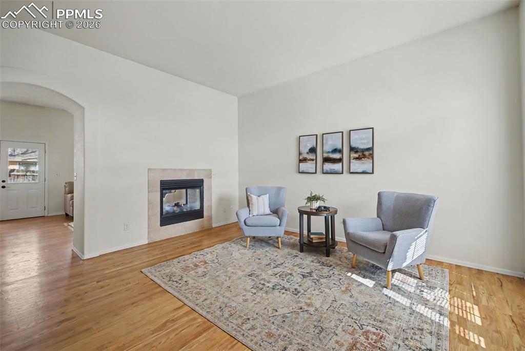 Image 4 of 30: Sitting Room