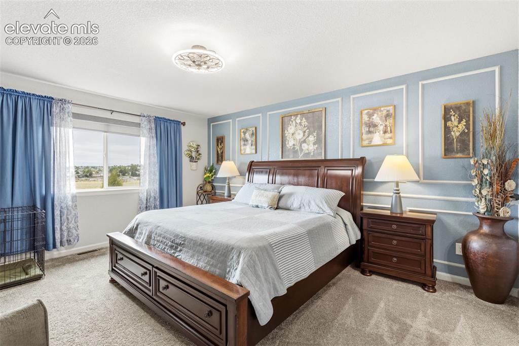 Image 12 of 45: Bedroom