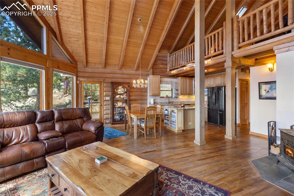 Image 7 of 34: This feels like mountain living!