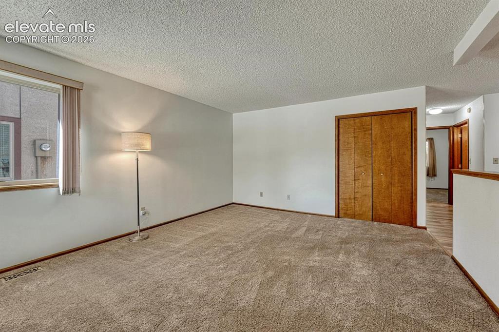 Image 12 of 50: Living Room