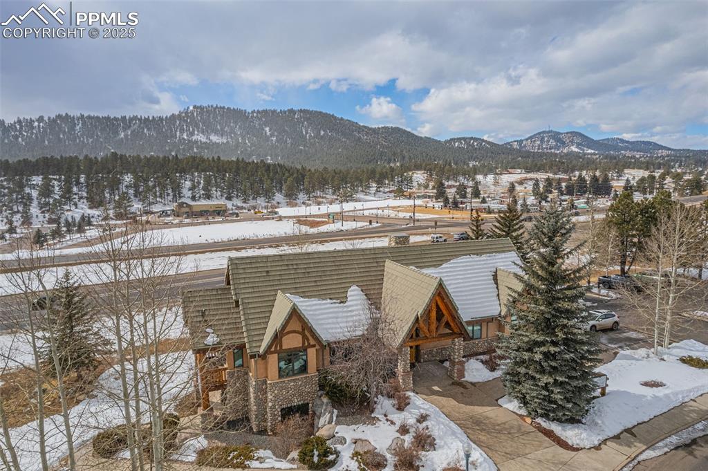 Image 22 of 23: View