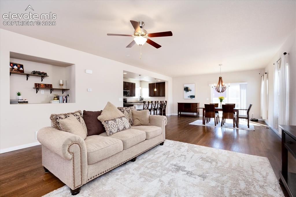 Image 12 of 32: Living Room