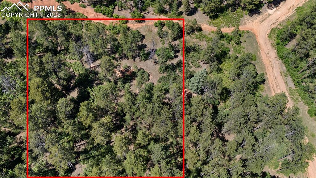 Image 22 of 24: Property Lines are Approximate and not a survey
