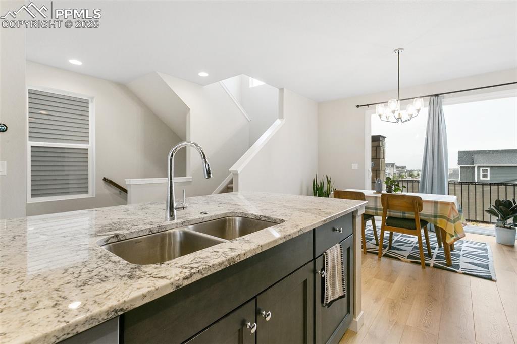 Image 12 of 27: Kitchen