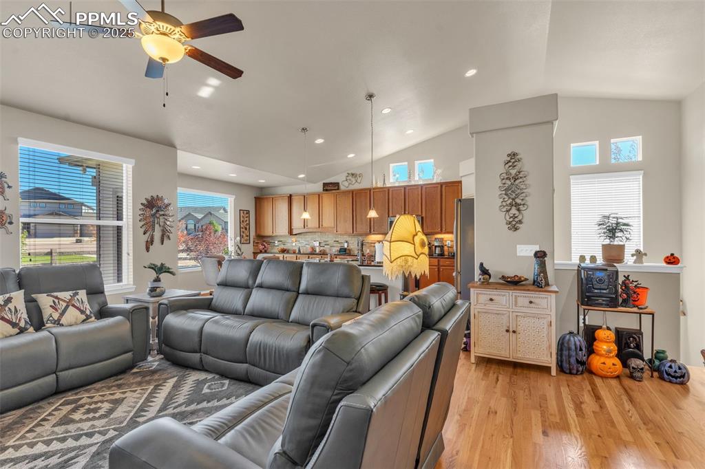 Image 11 of 50: Living Room