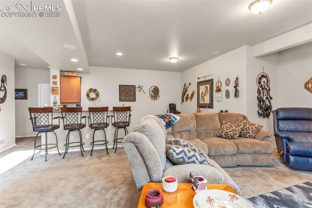 Image 36 of 50: Living Room