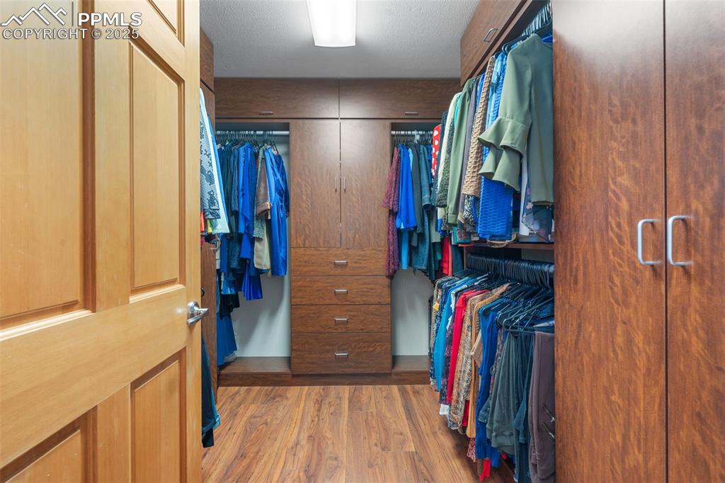 Image 31 of 50: 1 of 2 California Custom Closets. 