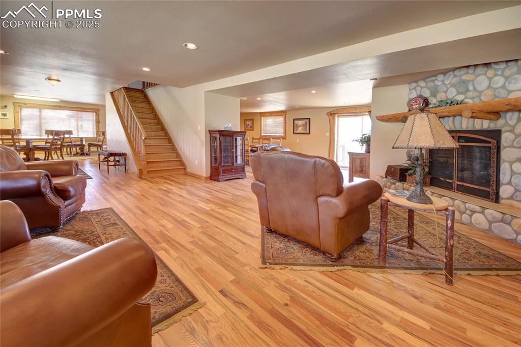 Image 36 of 50: CH Living Room