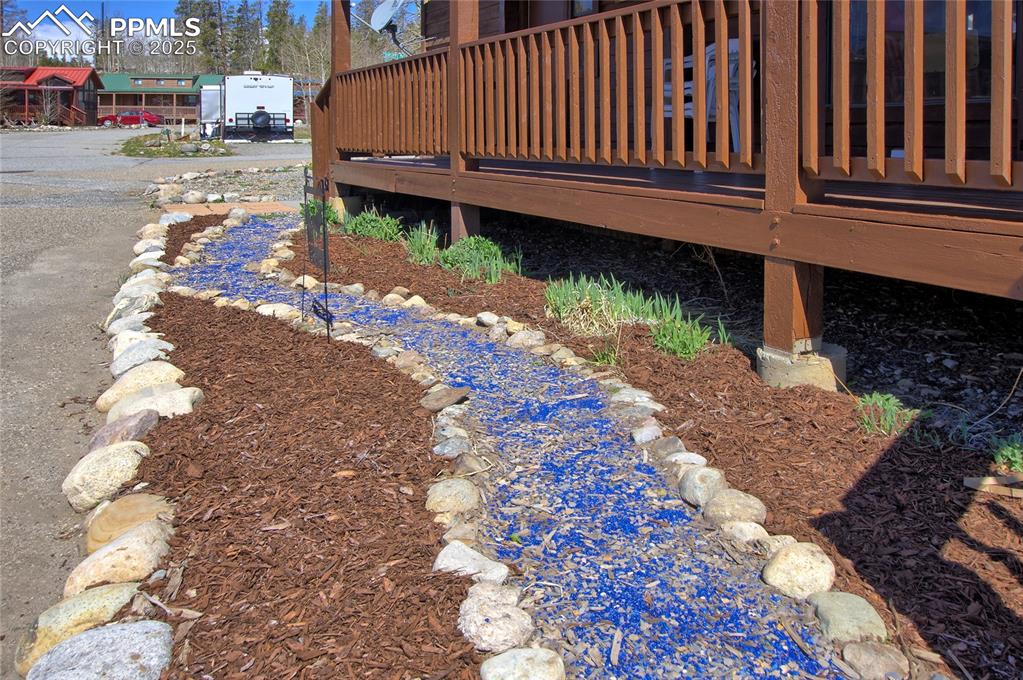 Image 6 of 50: Meticulous Landscaping