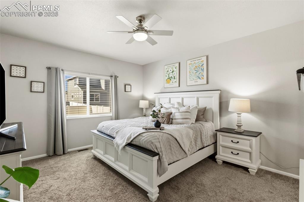 Image 13 of 34: Bedroom