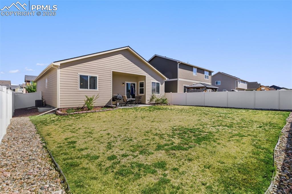 Image 31 of 34: Back of Structure